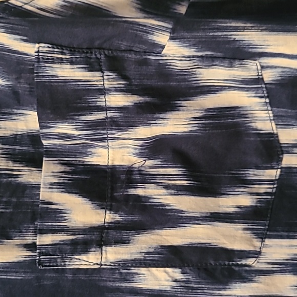 ST. JOHN'S BAY WOMAN'S PETITE BLUE AND WHITE SLEEVELESS TOP SIZE PETITE XL - Picture 5 of 13